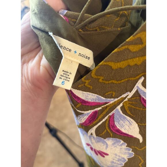 Silence + Noise Midi Strappy Back Green Floral Tropical Dress Size 6 - Picture 4 of 6